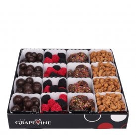 Chocolates, Nuts & Jellies Tray - 16 Cups