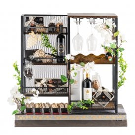 Mini Bar, Maxi Fun